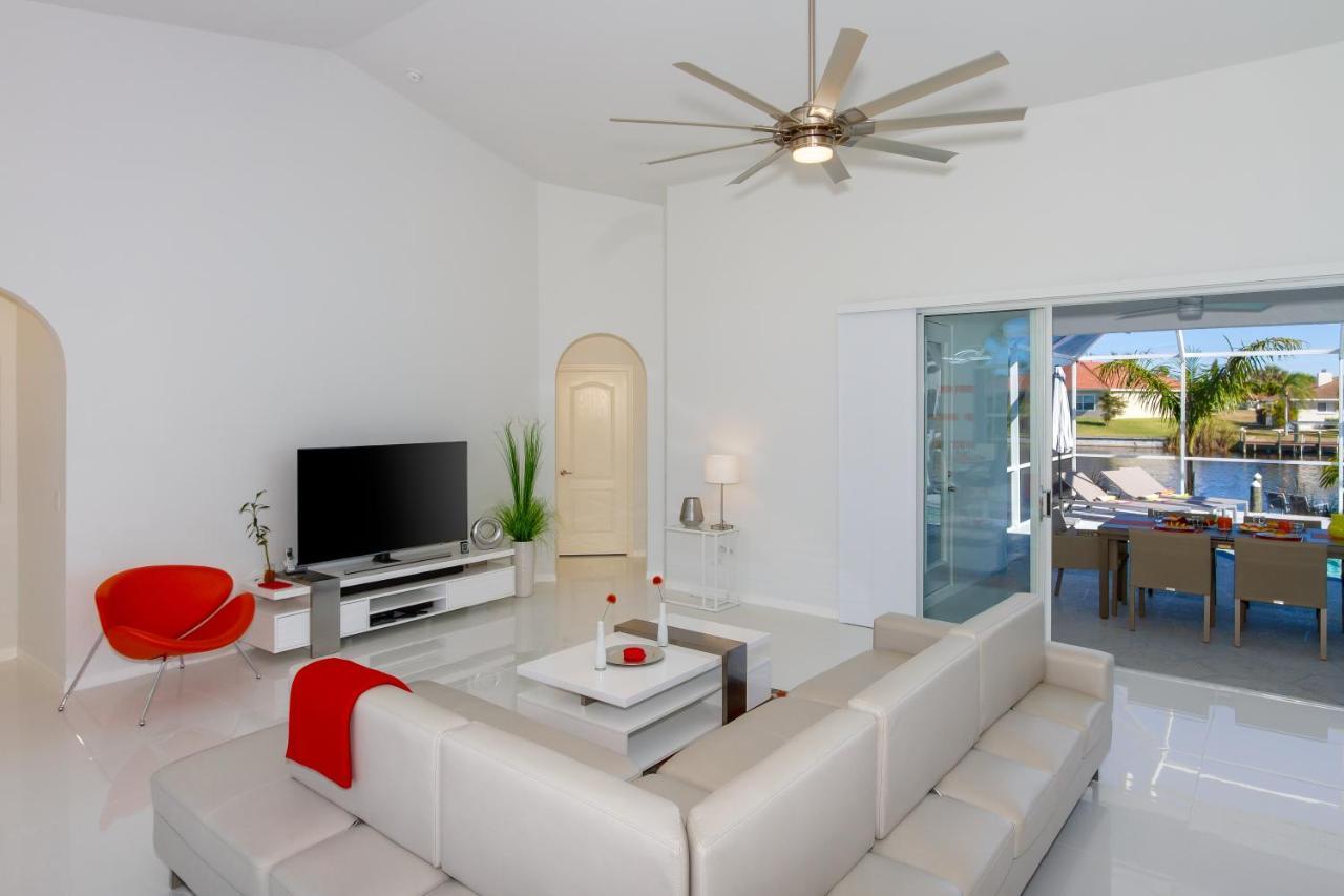 Villa Eyleen Cape Coral Exterior photo