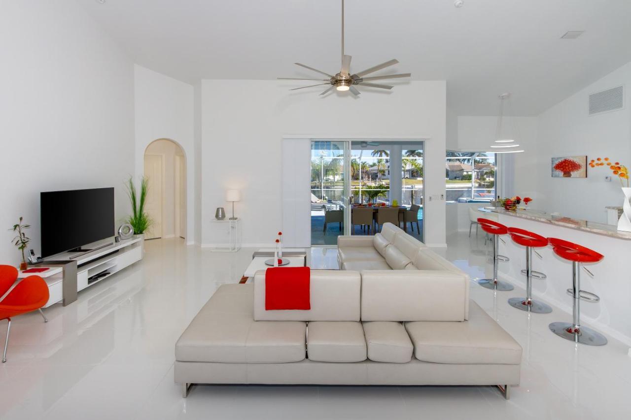 Villa Eyleen Cape Coral Exterior photo