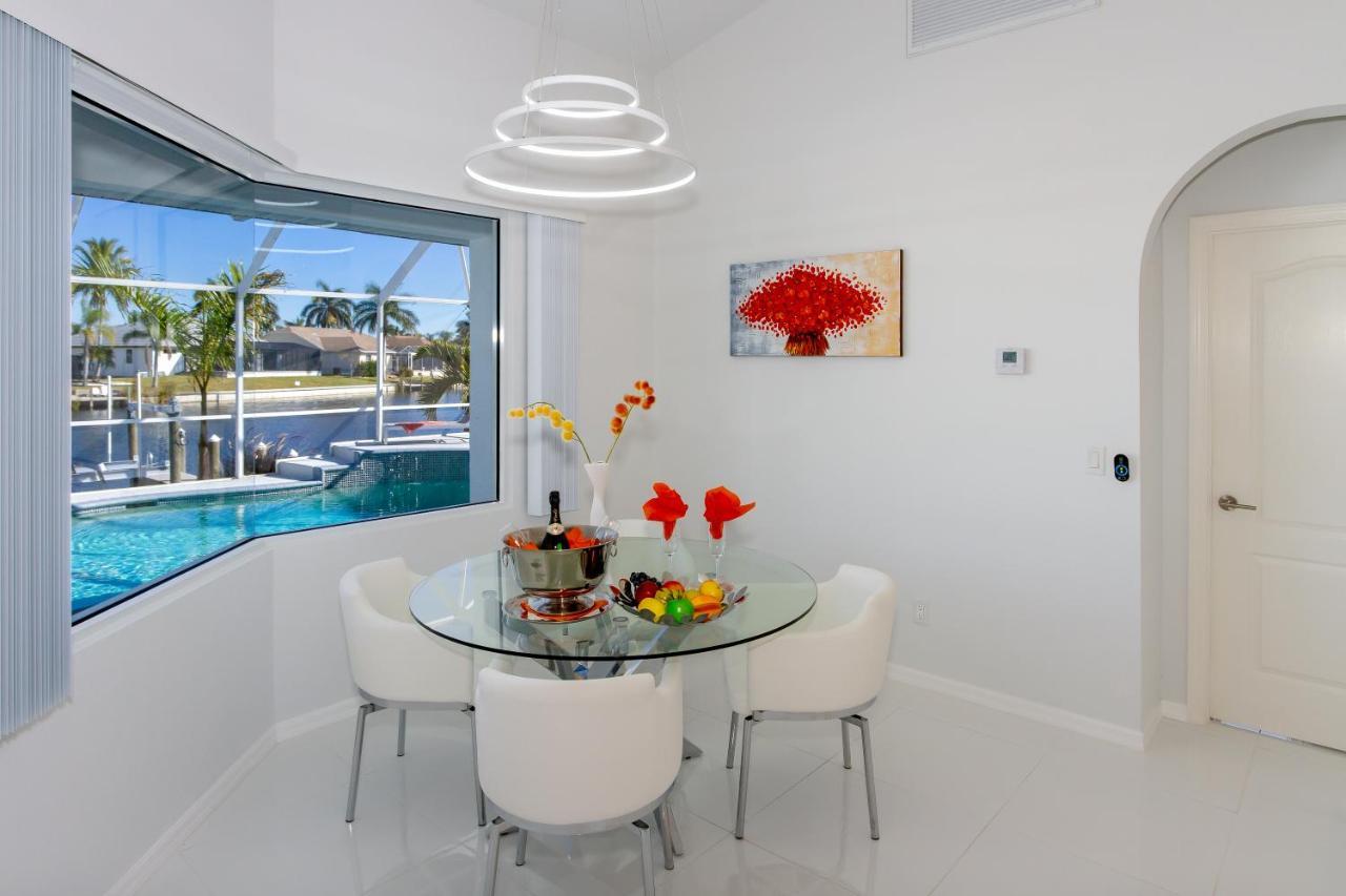 Villa Eyleen Cape Coral Exterior photo