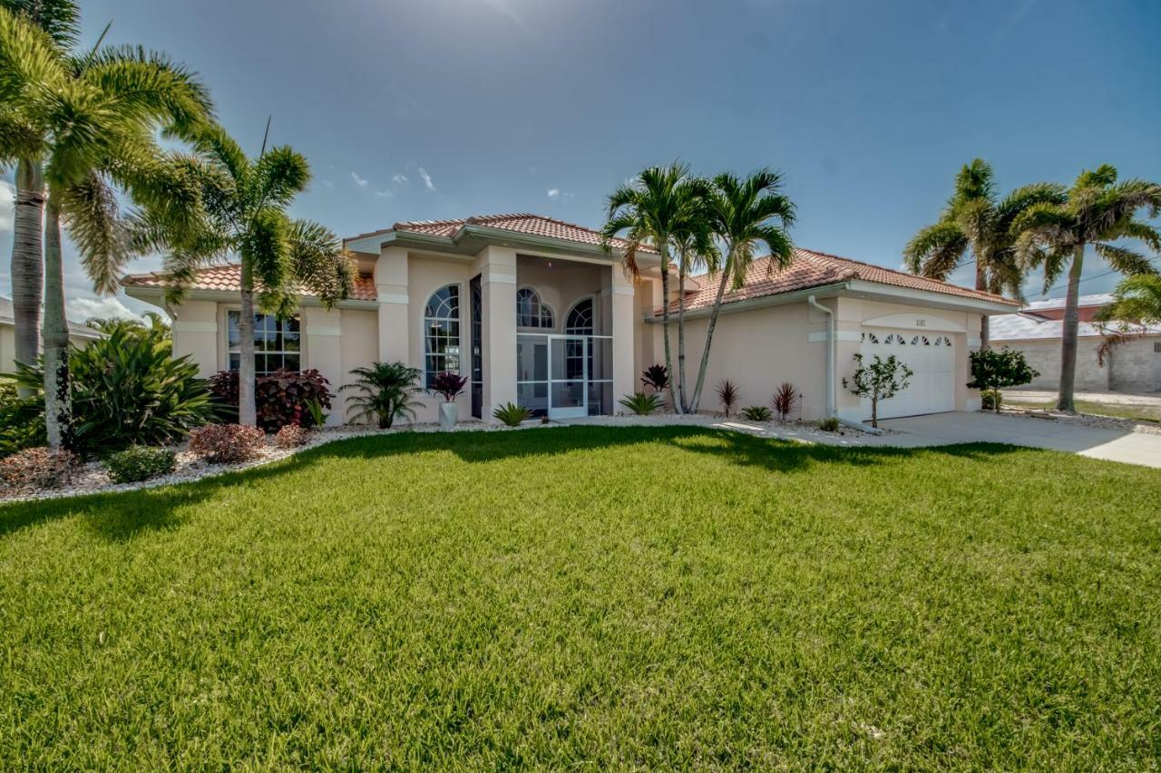 Villa Eyleen Cape Coral Exterior photo