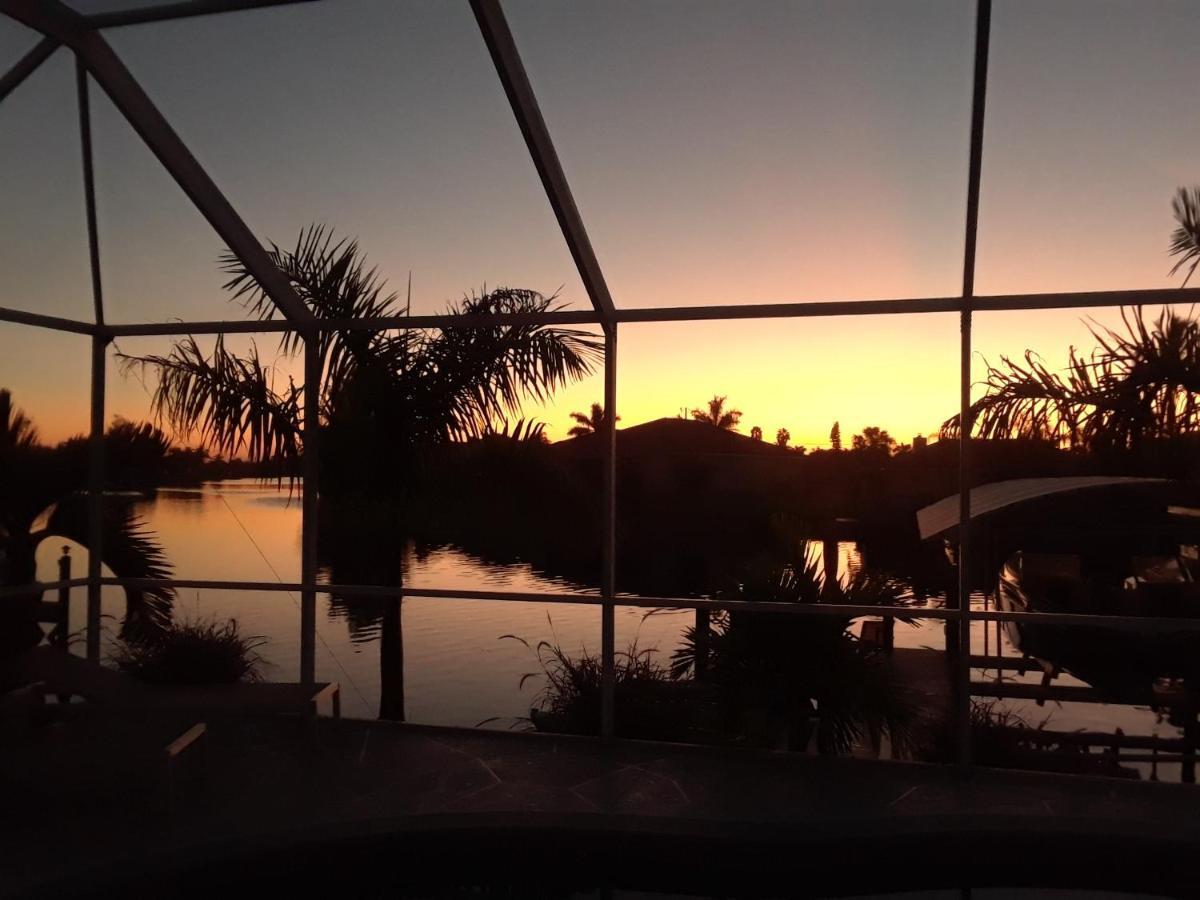 Villa Eyleen Cape Coral Exterior photo